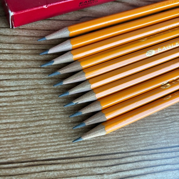 Vintage Eagle Mirado Made in USA Pre Sharpened Writing Pencils - Picture 7 of 8